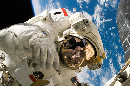5 Risiko yang Harus Dihadapi Astronot