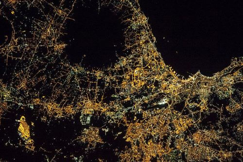 Rangkaian Sinar Lampu di Naples -Tempat Terindah di bumi