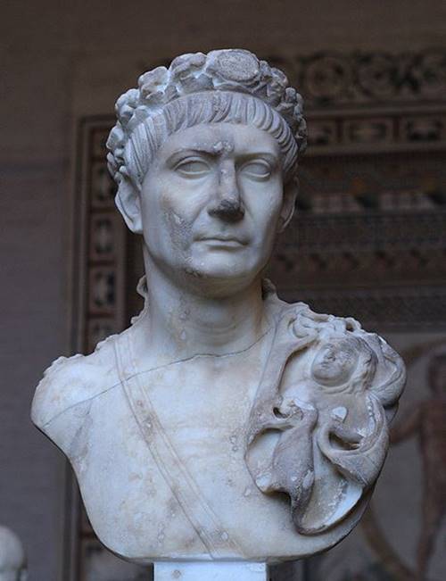 Patung dari Pliny the Younger