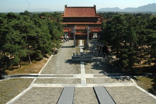 Makam Qin Shi Huang