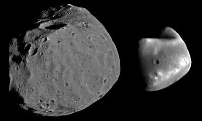 Phobos dan Deimos